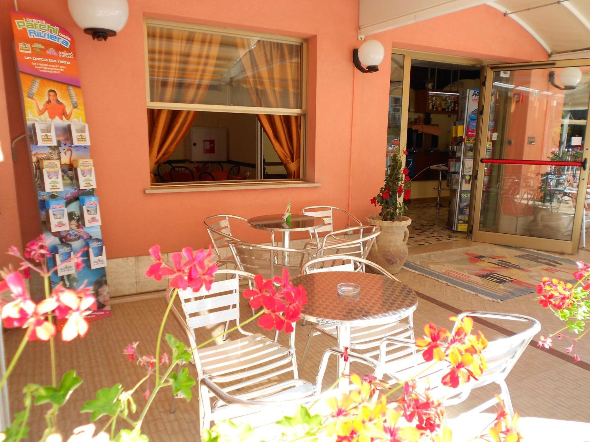 Hotel Ottavia Ρίμινι Εξωτερικό φωτογραφία