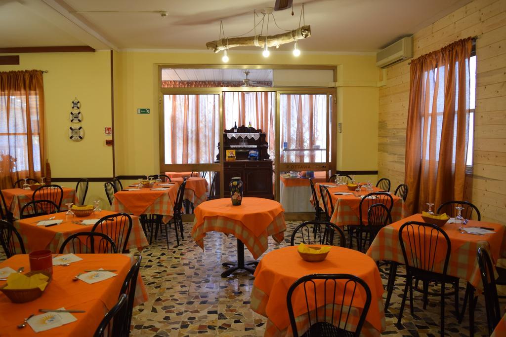 Hotel Ottavia Ρίμινι Εξωτερικό φωτογραφία