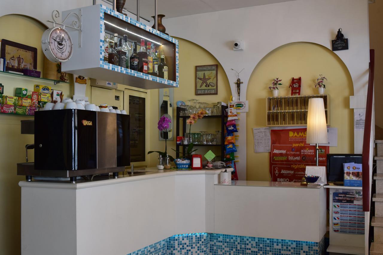 Hotel Ottavia Ρίμινι Εξωτερικό φωτογραφία