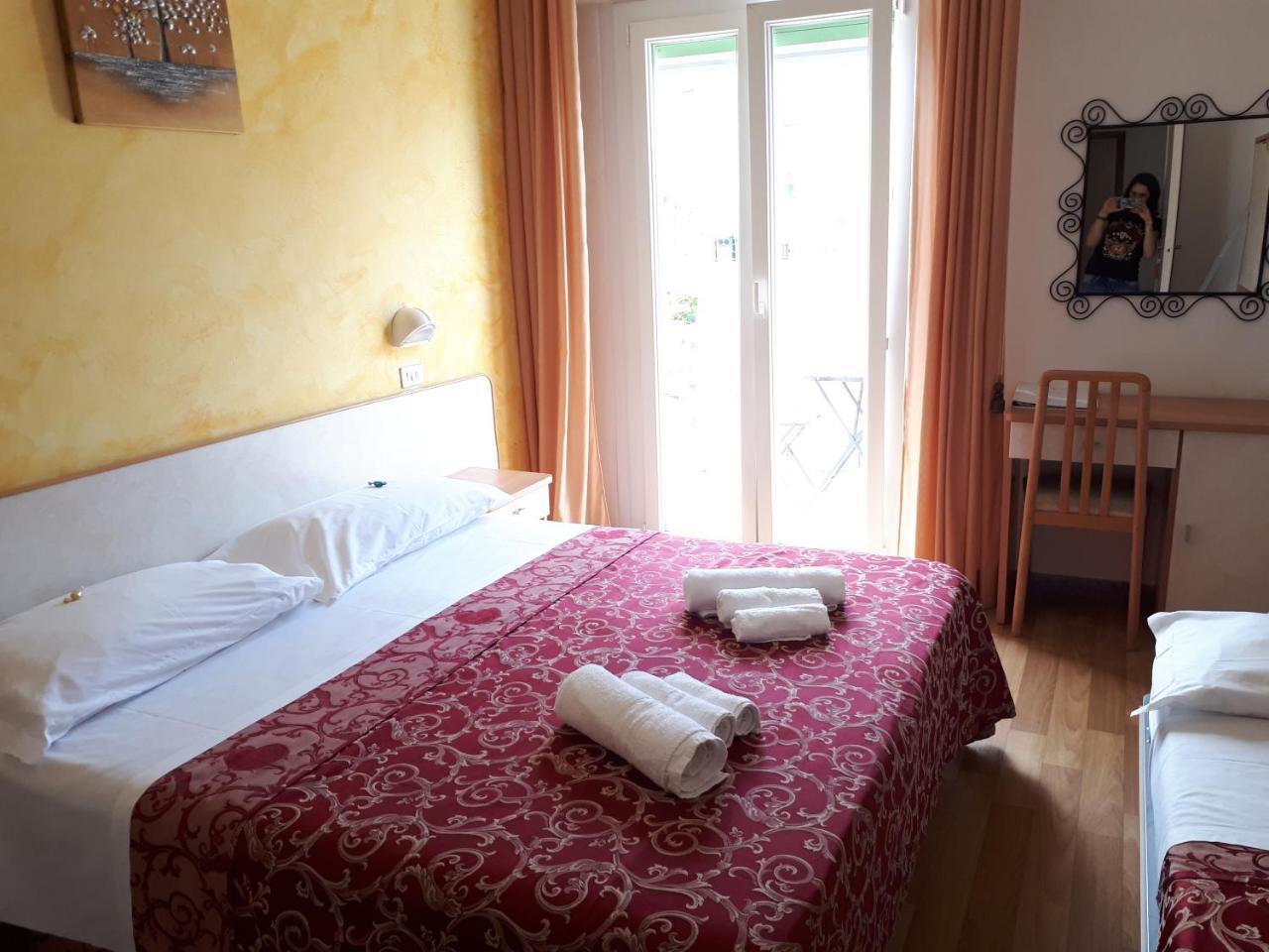 Hotel Ottavia Ρίμινι Εξωτερικό φωτογραφία